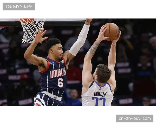 事件记录：独行侠在比赛第三节突然变阵联防，打乱对手进攻节奏全程